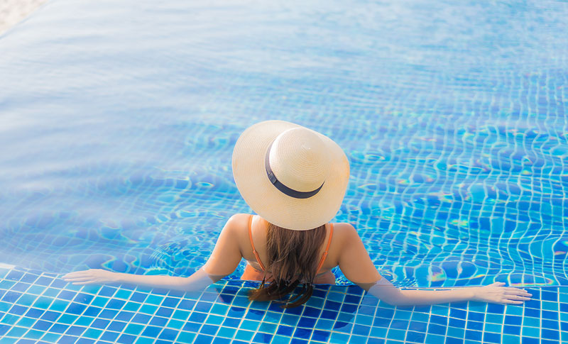 In piscina o al mare: ecco i rischi da evitare per la salute femminile